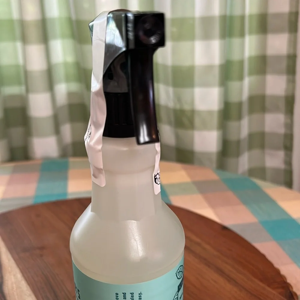 Mrs Meyer’s Limited Edition Scent Mint Scent Multi Surface Cleaner 16 Oz New - Picture 6 of 7